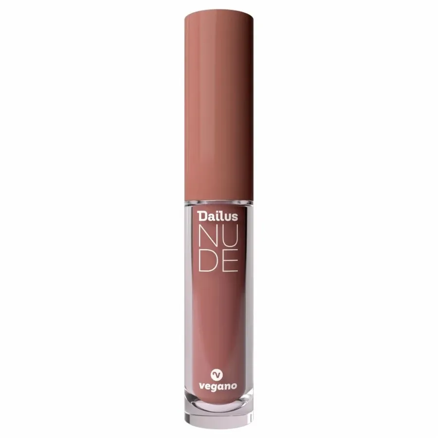 DAILUS BATOM NUDE